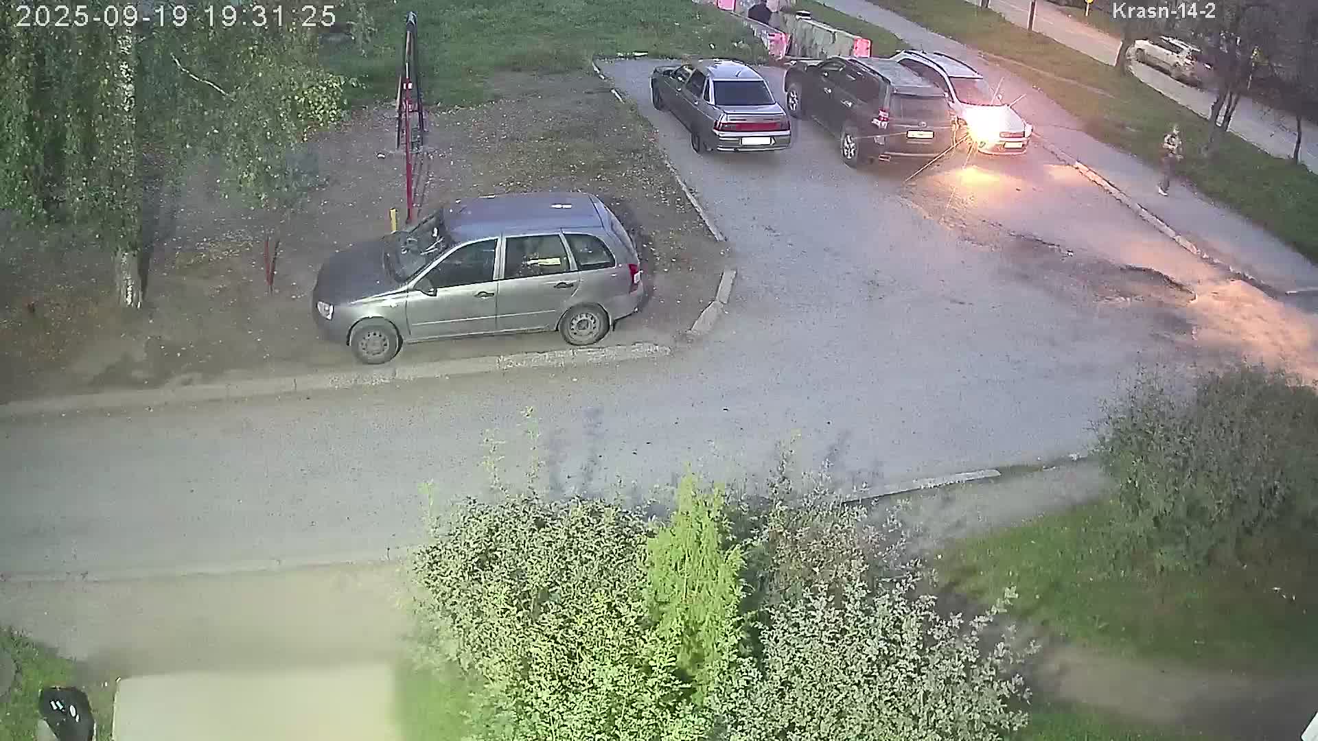 двор Красноармейская 14 (2 камера)