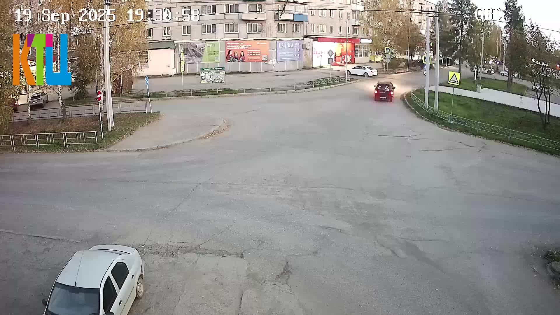 Станционная 90